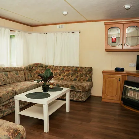 Na Mazurach Nad Stawem Z Jacuzzi בית נופש פסים